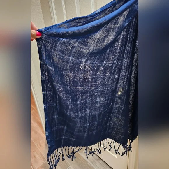 Pashmina Lightweight Cotton Wrap Shawl Royal Blue Plaid With Fringe EUC - Picture 5 of 7